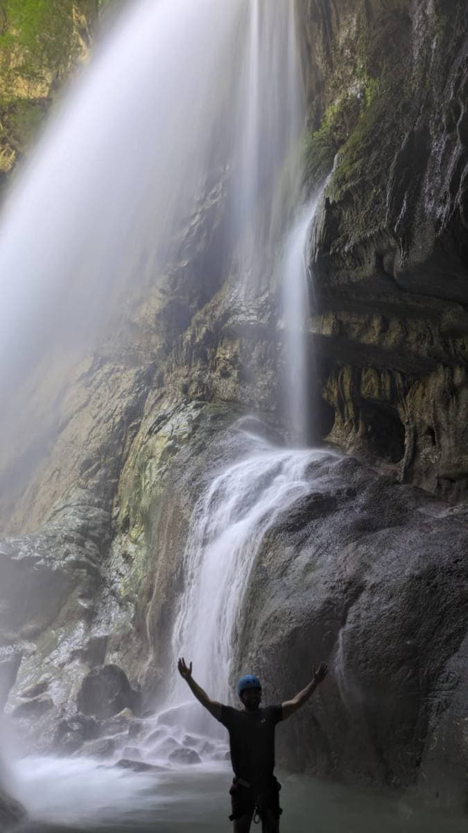 Trekking/rappelling waterfalls in Dominican Republic - Tours en República Dominicana - Descubre RD - Imagen 4