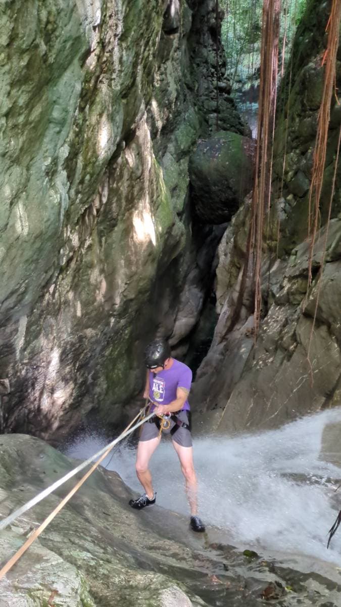Trekking/rappelling waterfalls in Dominican Republic - Tours en República Dominicana - Descubre RD - Imagen 7