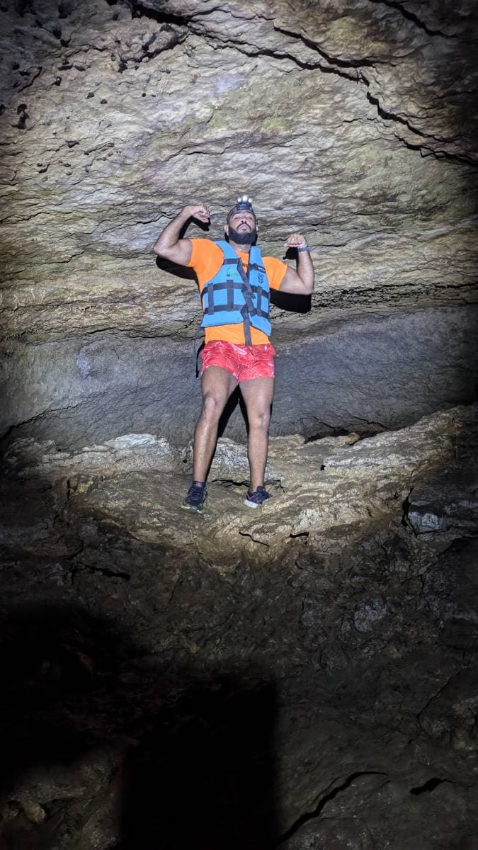 Wild Escape. Caving, subterranean river & waterfall desde Juan Dolio - Tours en República Dominicana - Descubre RD - Imagen 2