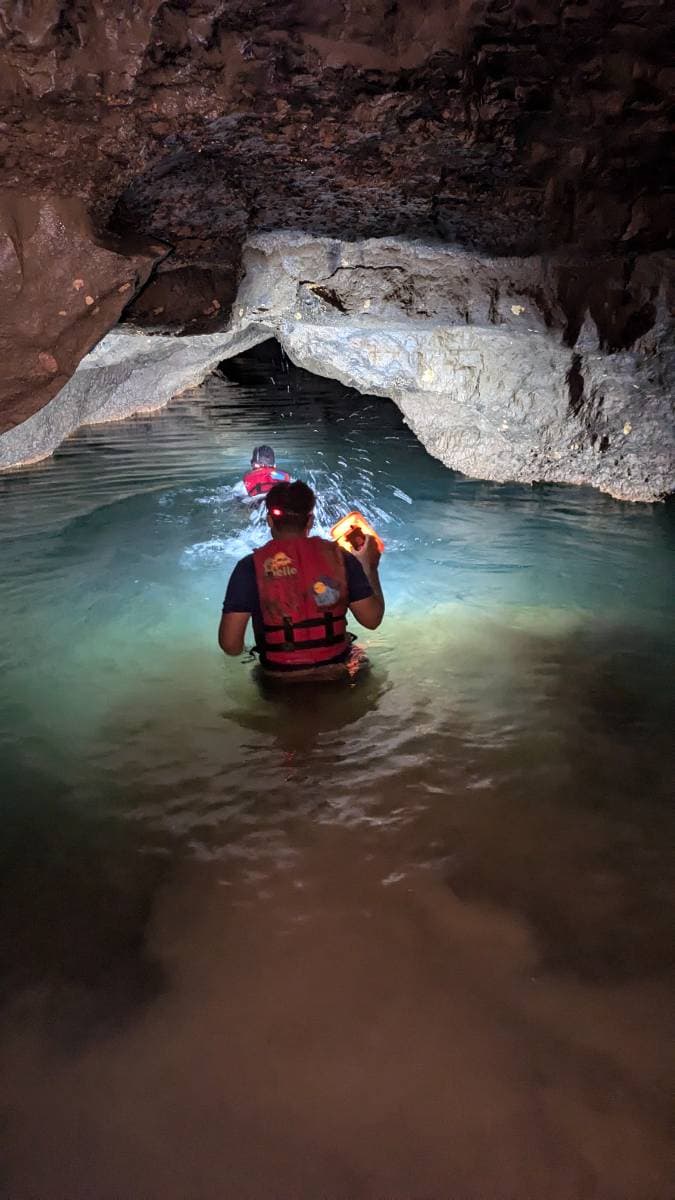Wild Escape. Caving, subterranean river & waterfall desde Juan Dolio - Tours en República Dominicana - Descubre RD - Imagen 4