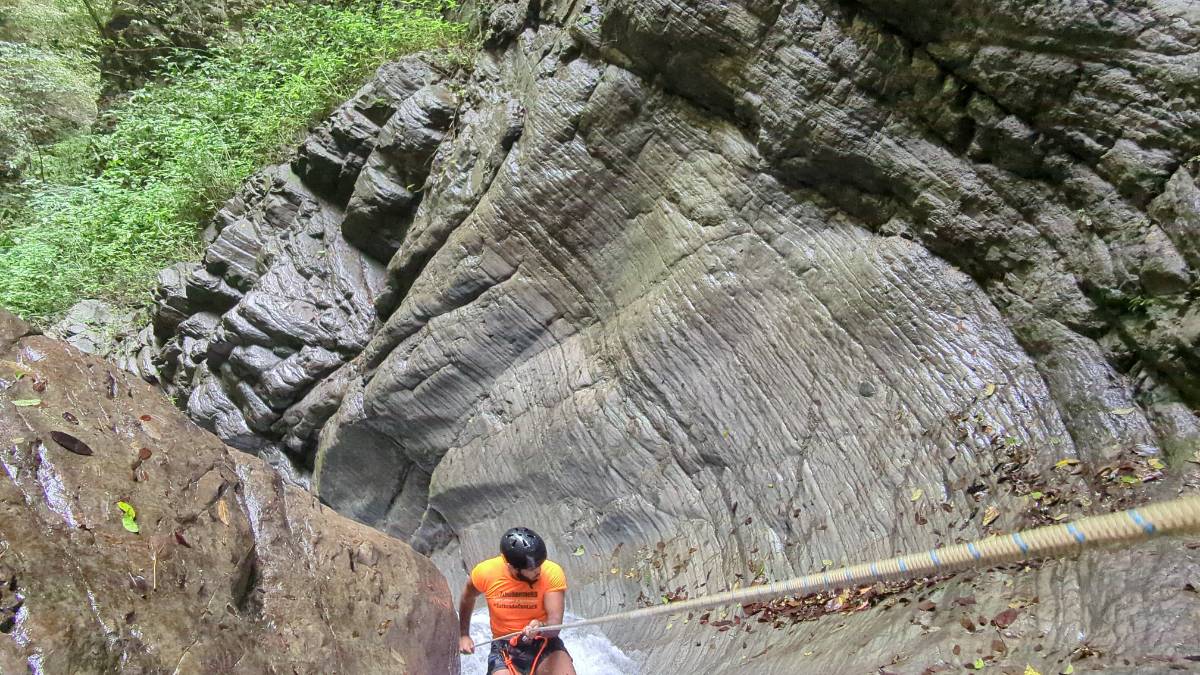 Trekking/rappelling waterfalls in Dominican Republic